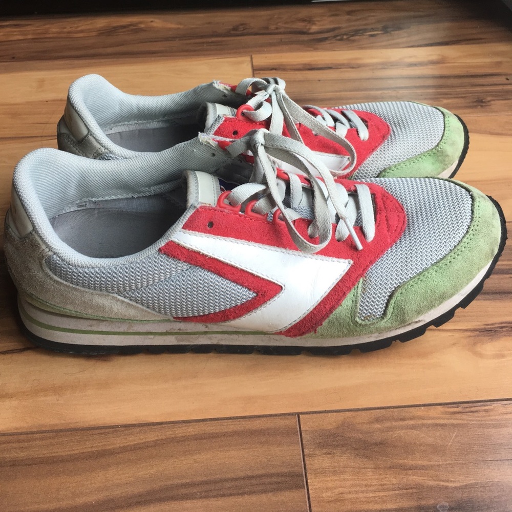 Brooks Chariot Shoes 10.5