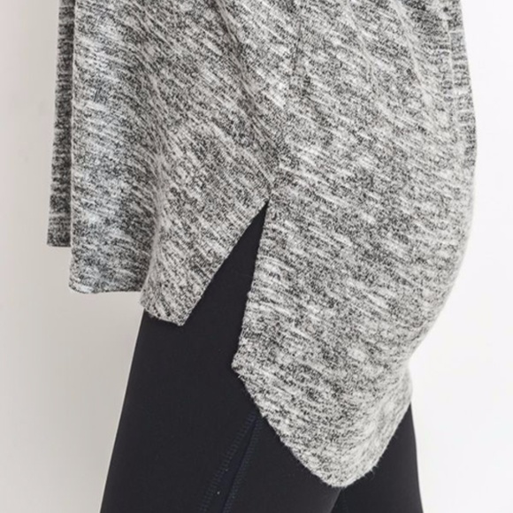 LAST ONE! Super soft grey cold shoulder top - Picture 6 of 8