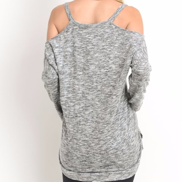 LAST ONE! Super soft grey cold shoulder top - Picture 5 of 8