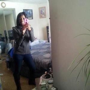 Meet your Posher, Leslie