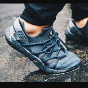 Nike Huarache NM 10.5