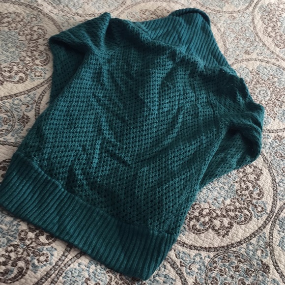 Sweater - Picture 3 of 4