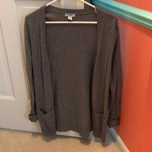 Old navy cardigan