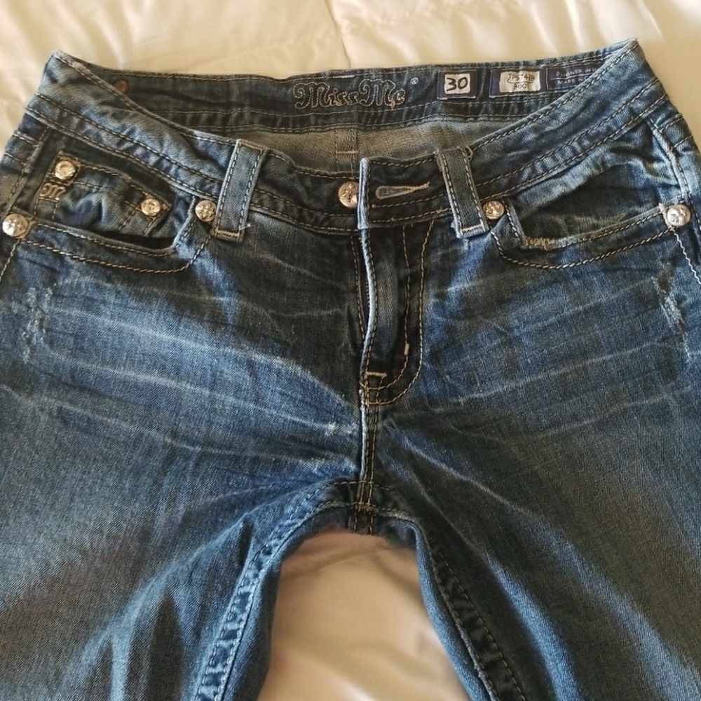 30 Miss Me Jeans