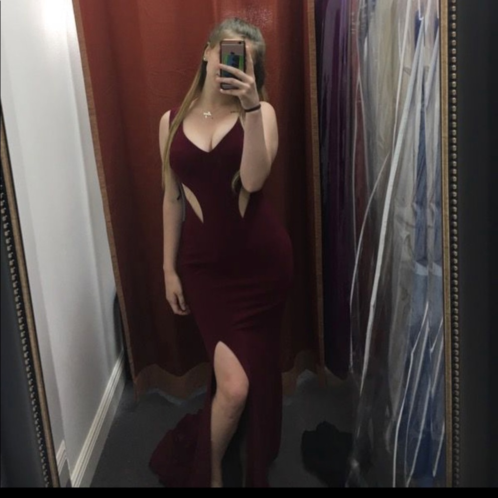 Burgundy prom dress