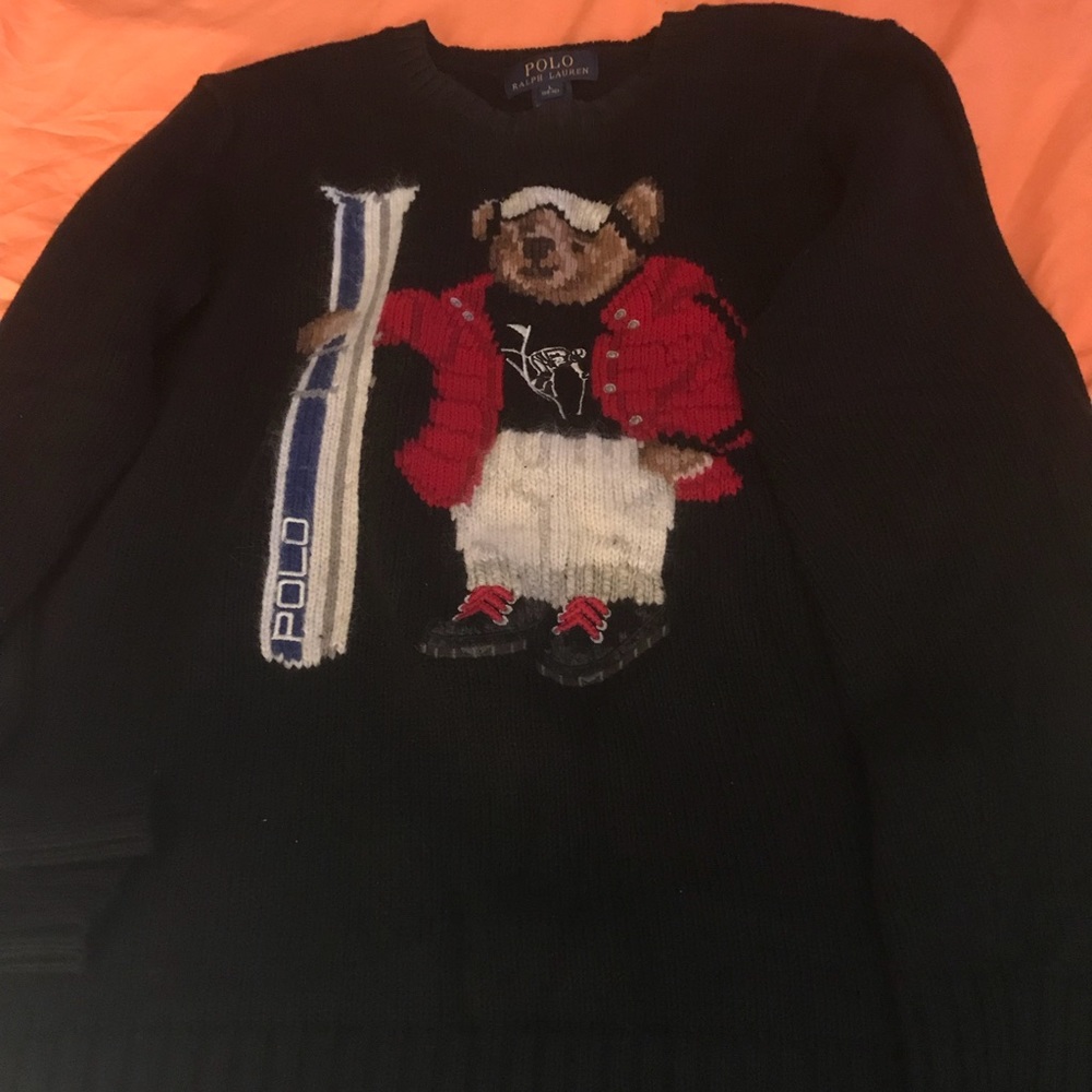 Used but excellent condition Polo boys sweater