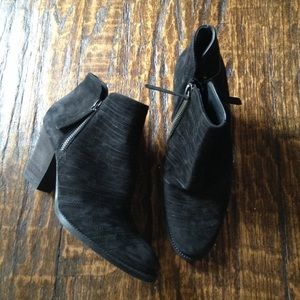 paul green vanna bootie