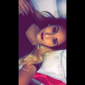 Meet your Posher, Cristal