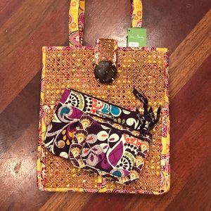 CHEAP!!! REDUCED • VERA BRADLEY TOTE