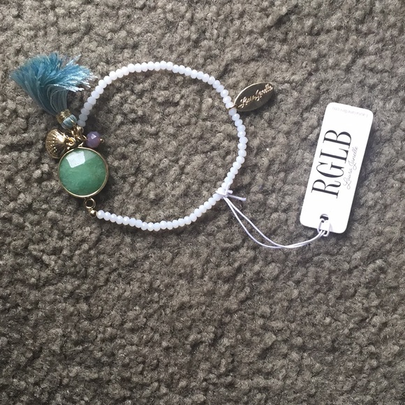 Gorgeous stretchy bracelet with tassel NWT - Picture 2 of 6