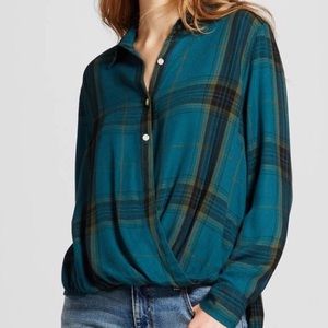 NWOT Plaid Woven Top