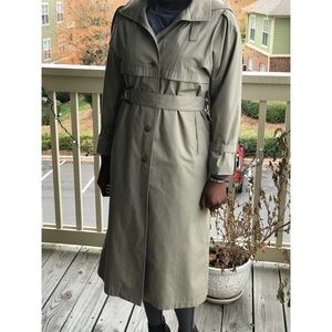 London Fog Maincoats Beige Trench Coat Size 6P