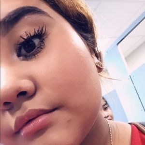 Meet your Posher, Viridiana