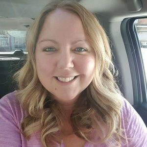 Meet your Posher, Laurie