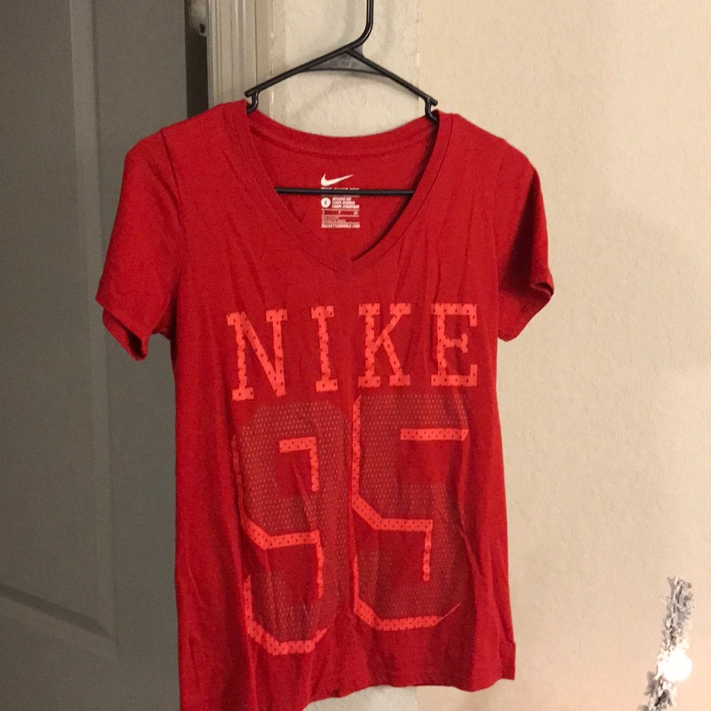 Nike T-shirt