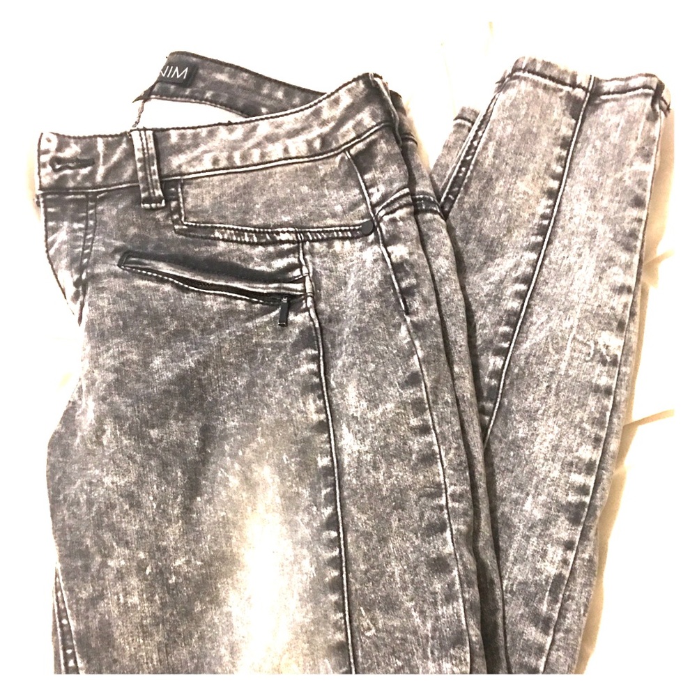 Acid wash jeans 2bebe
