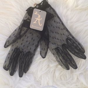 NWT black lace gloves