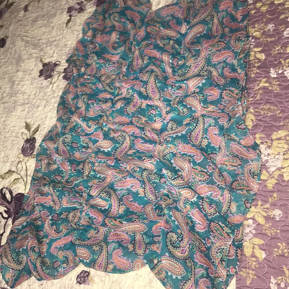 Ruffle scarf