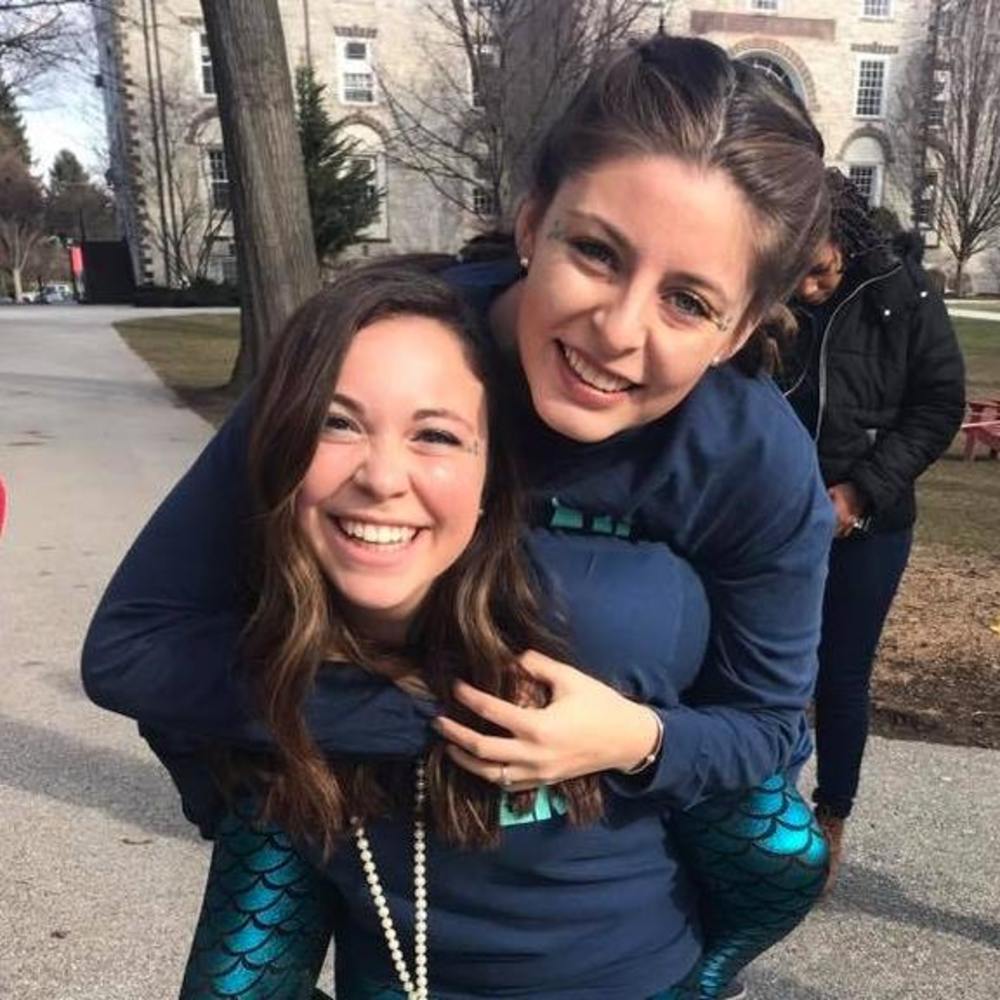 Meet your Posher, Emily