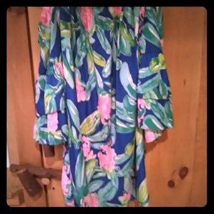 Lilly Pulizer bnwt XL tobyn off the shoulder tunic