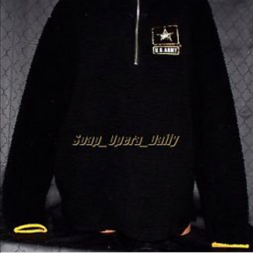 Iso this jacket in a small. Please!