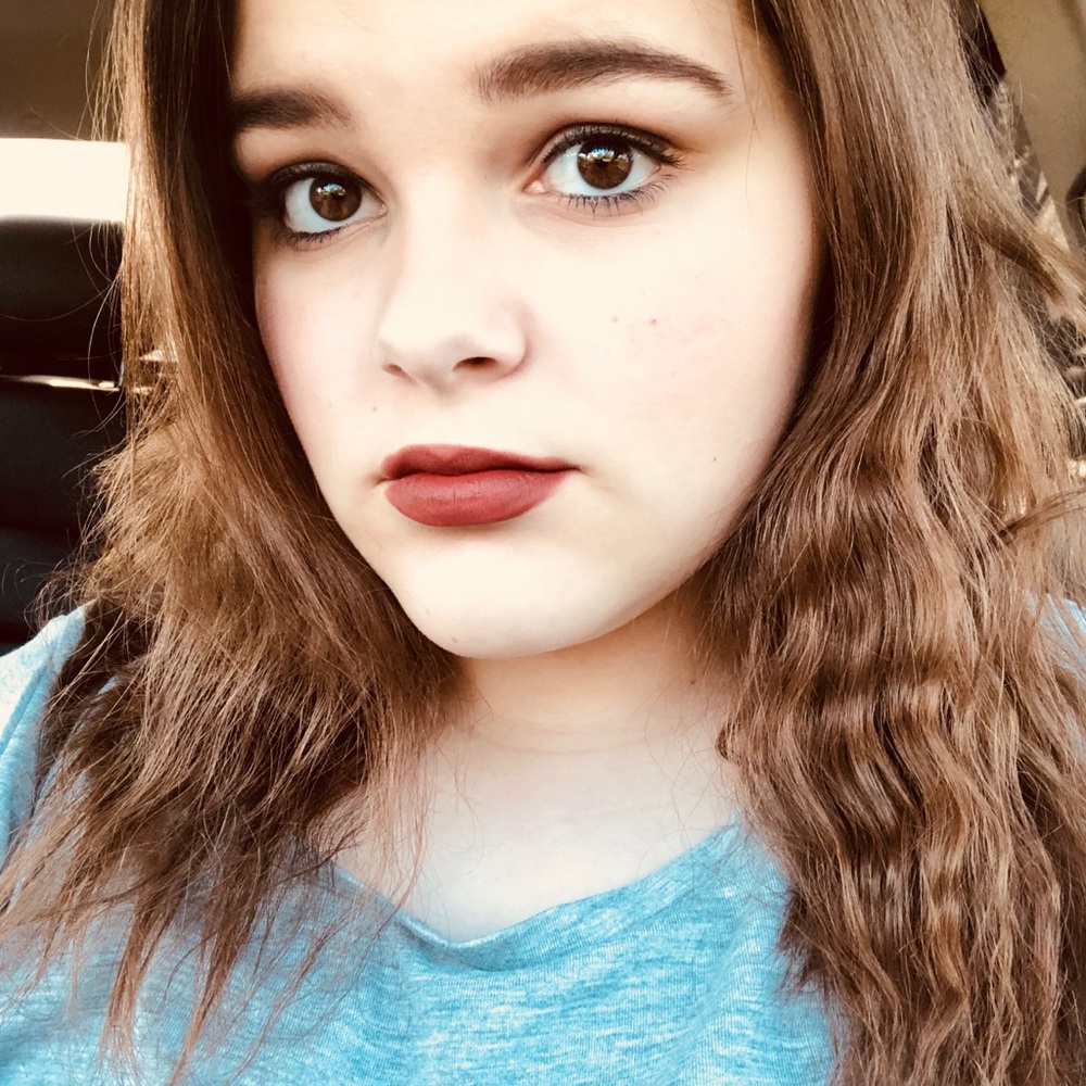 Meet your Posher, Taylor