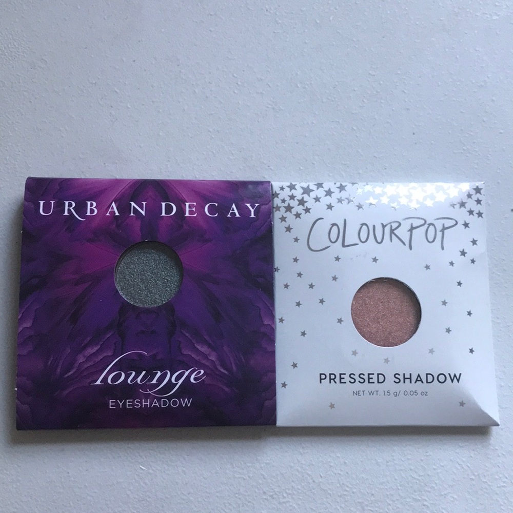 Eye shadow sample bundle