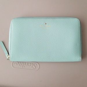 Kate Spade zip travel wallet