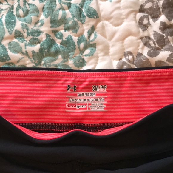 Under armour compression tights - Picture 3 of 3