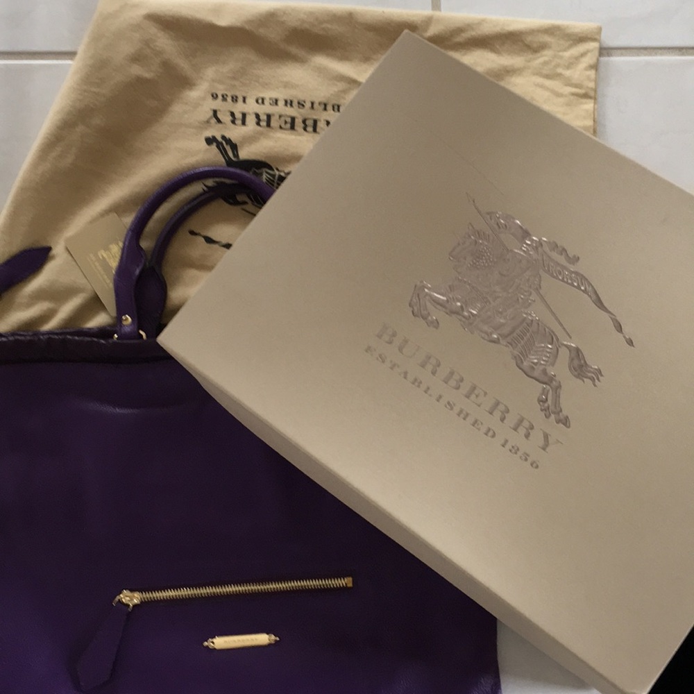 Burberry Large purple tote - Picture 7 of 8