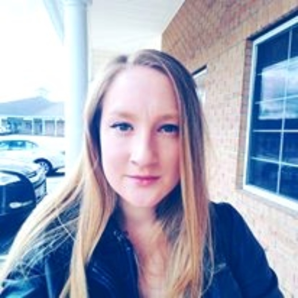 Meet your Posher, Lianna