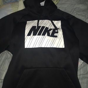 Nike Pull-Over Hoodie