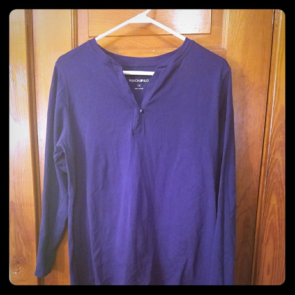 Long sleeve woman's shirt
