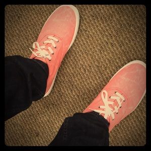 Pink sun bleached sperry wahoo