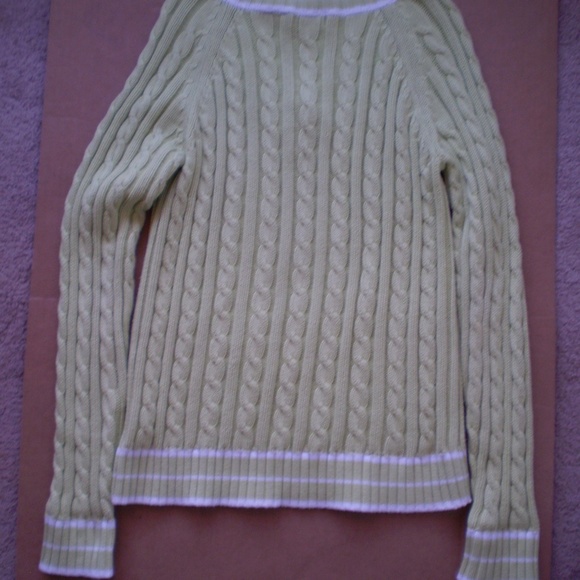 green knitted pullover - Picture 2 of 5