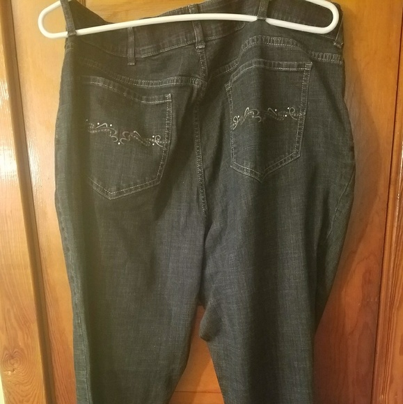 Women's jeans - Picture 2 of 3