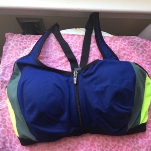 Victoria’s secret knockout sport bra
