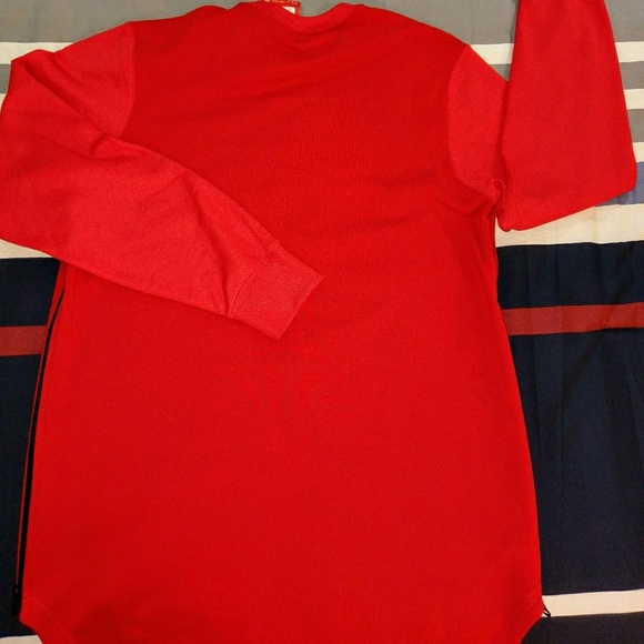 Men's Nike Air Sweat Shirt. - Picture 2 of 5