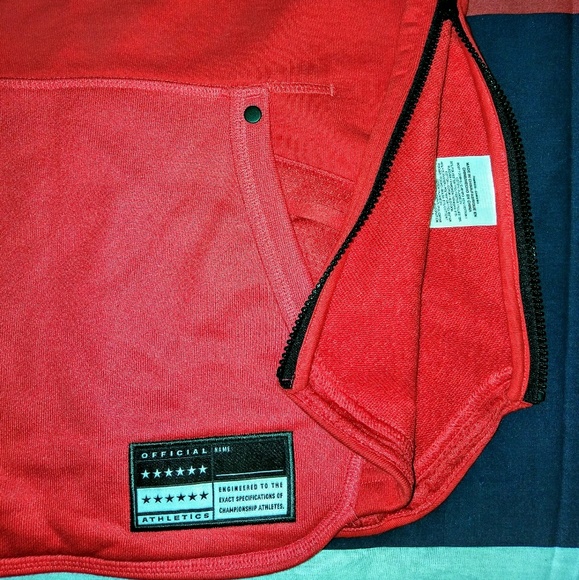 Men's Nike Air Sweat Shirt. - Picture 3 of 5