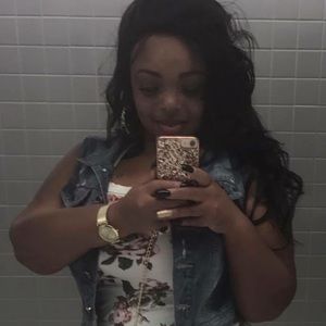 Meet your Posher, Kemberlee