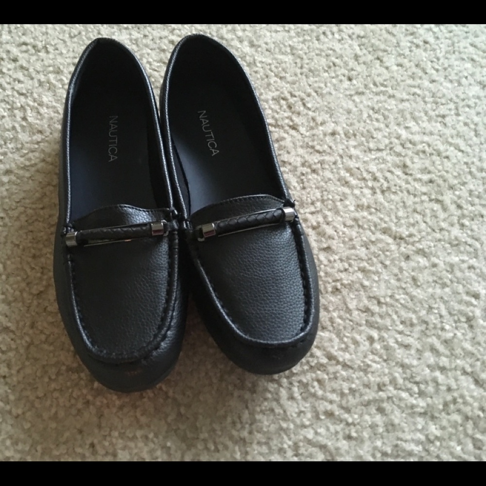 New Nautica Loafer Shoes