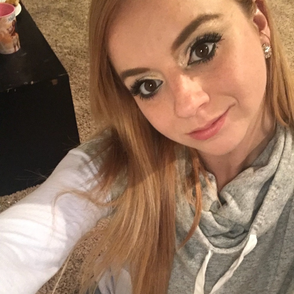 Meet your Posher, Lisa