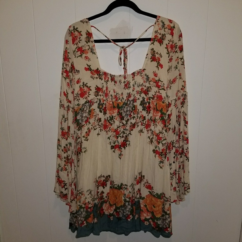 Free People bell sleeve dress - Picture 4 of 5