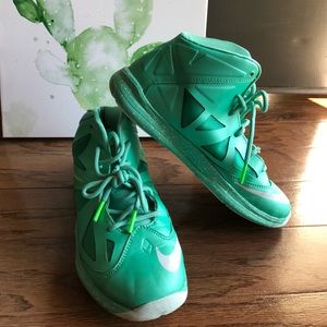 NIKE Labron James
