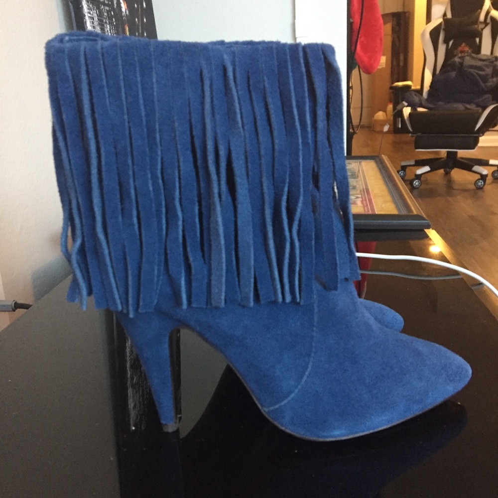 Blue suede boots!