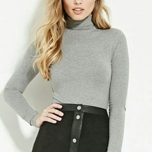 Crop Top Turtleneck Army Green