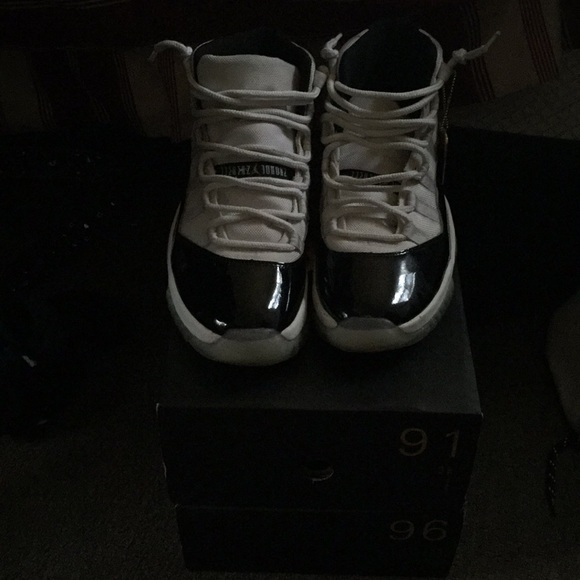Air Jordan dmp 11s - Picture 3 of 4
