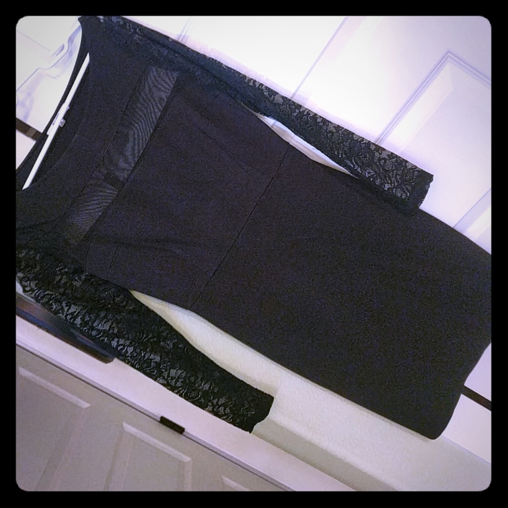 MOVING! MAKE OFFER! Lace sleeve and chest dress