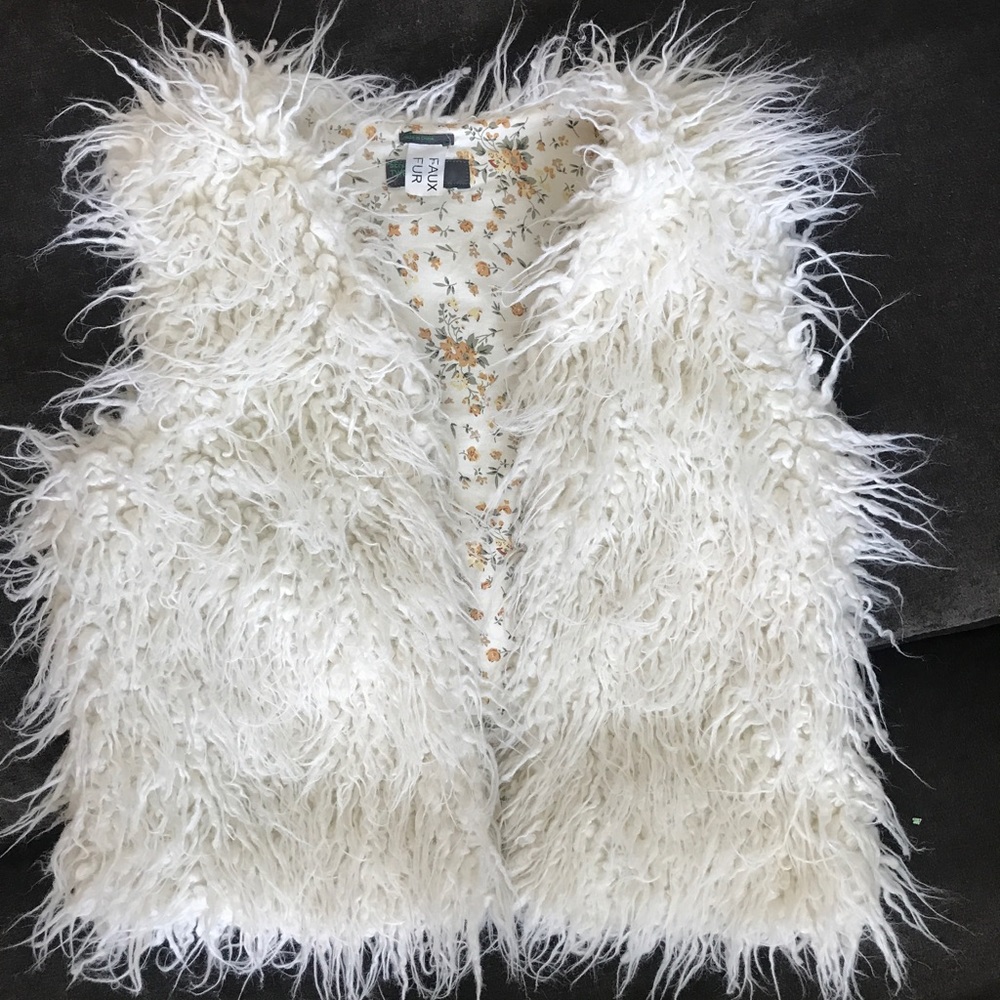 Girls faux fur vest
