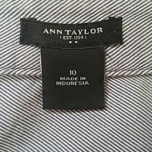 Ann Taylor Tops - Ann Taylor Button Down Shirt Ann Taylor Tops - Ann Taylor Button Down Shirt